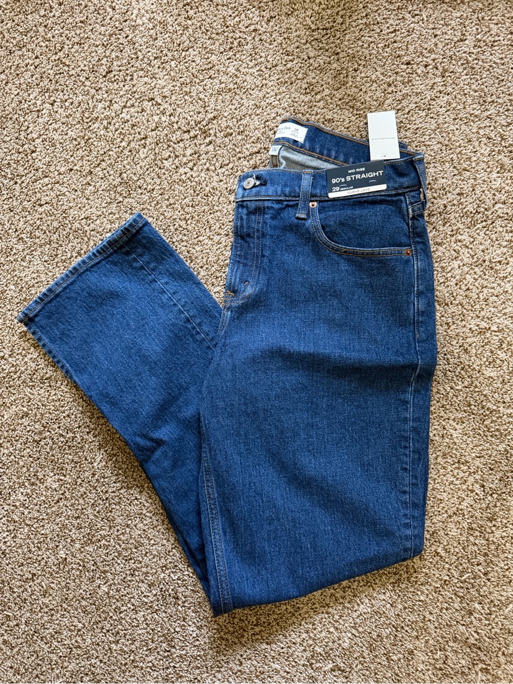 Curve love mid-rise 90s straight jean